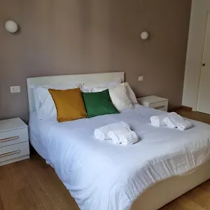 https://massis-house.it-lombardy.com